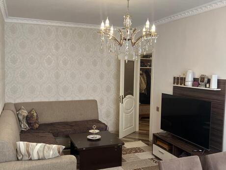 4 otaqlı köhnə tikili - Əhmədli m. - 110 m²