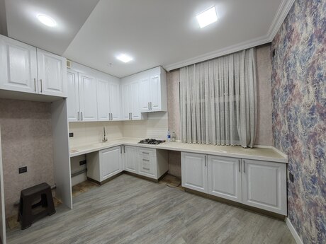 3 otaqlı yeni tikili - Qaraçuxur q. - 75 m²