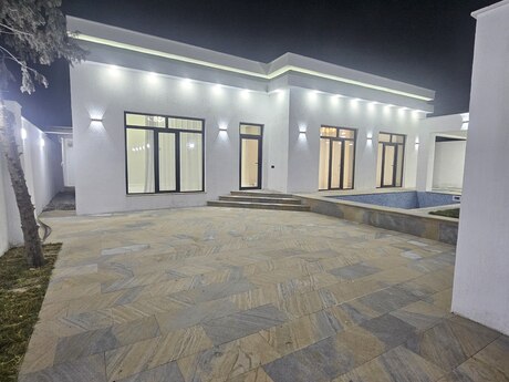 4 otaqlı həyət evi/bağ evi - Şüvəlan q. - 150 m²