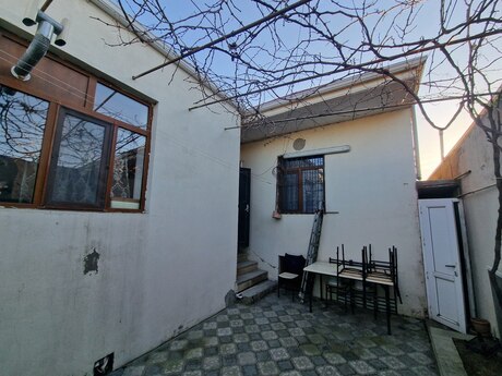 3 otaqlı həyət evi/bağ evi - Zabrat q. - 90 m²