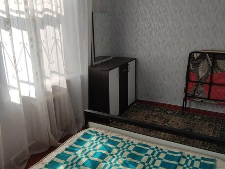 2 otaqlı köhnə tikili - Neftçilər m. - 50 m²