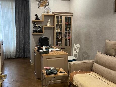 4 otaqlı yeni tikili - Sumqayıt - 170 m²