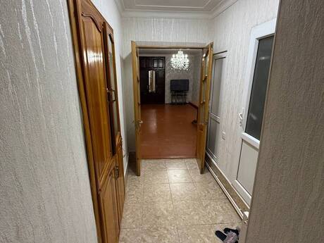 Объявление №5894577 - Баку, м. Ичеришехер, 3-комн., 67 м², 1/3 этаж