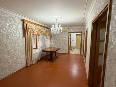 3 otaqlı köhnə tikili - İçəri Şəhər m. - 67 m²