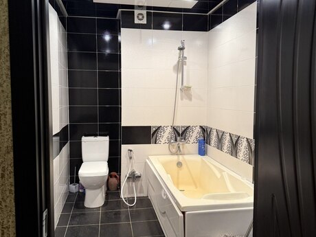 3 otaqlı yeni tikili - 8-ci kilometr q. - 75 m²