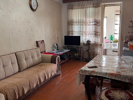 Объявление №5894648 - Баку, пос. Джейранбатан, 3-комн., 75 м², 3/3 этаж