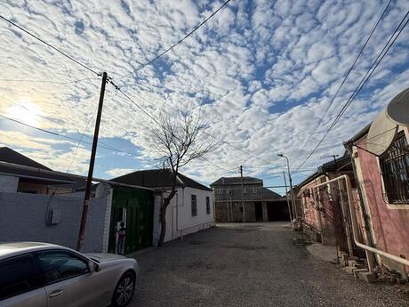 4 otaqlı həyət evi/bağ evi - Binəqədi q. - 100 m²
