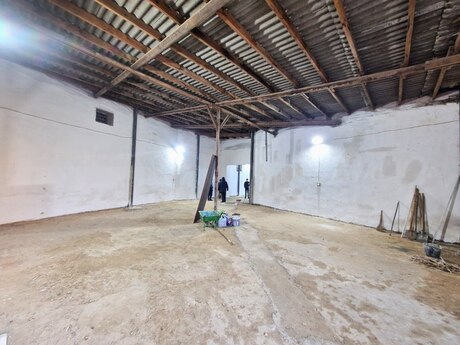 Obyekt - Binəqədi r. - 190 m²