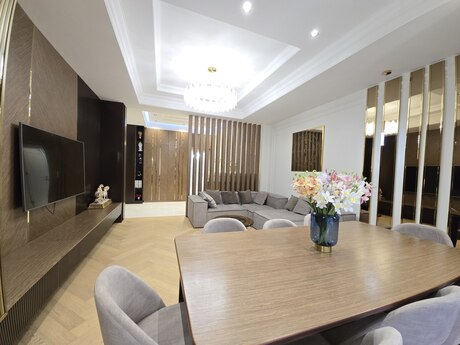 4 otaqlı mənzil, 140 m², Şah İsmayıl Xətai: 730 000 ₼ 4