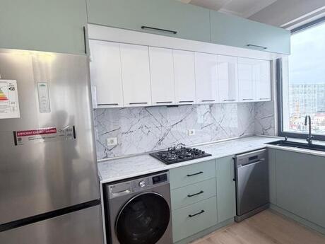 Kirayə 3 otaqlı mənzil, 80 m², İnşaatçılar: 1 200 ₼/ay 2
