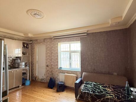 Elan №5895595 - Bakı, Qaraçuxur q., 4 otaqlı, 100 m²