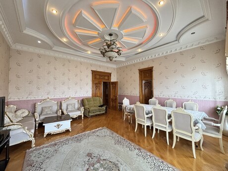 10 otaqlı həyət evi, 400 m², Əhmədli: 500 000 ₼ 5