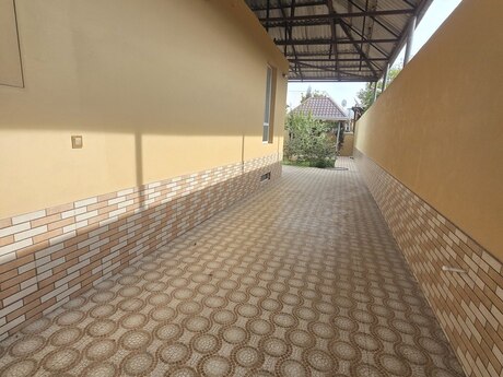 4 otaqlı həyət evi/bağ evi - Gəncə - 230 m²