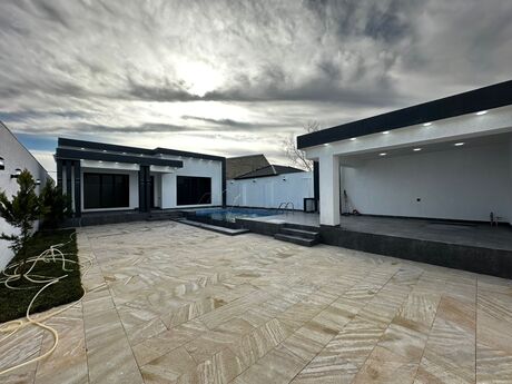 4 otaqlı həyət evi/bağ evi - Mərdəkan q. - 140 m²