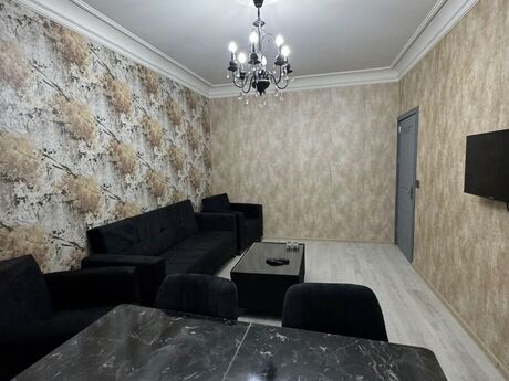 2 otaqlı köhnə tikili - Memar Əcəmi m. - 40 m²