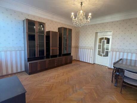 3 otaqlı köhnə tikili - Nizami m. - 75 m²