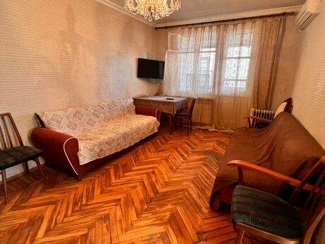 Объявление №5896244 - Баку, м. Низами, 2-комн., 60 м², 2/5 этаж