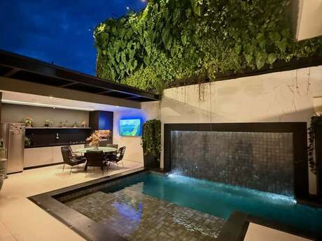 4 otaqlı həyət evi/bağ evi - Bilgəh q. - 240 m²