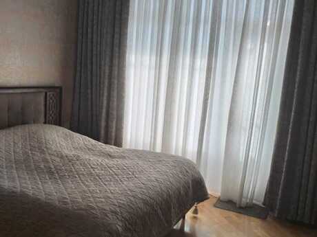 2 otaqlı köhnə tikili - Şah İsmayıl Xətai m. - 72 m²