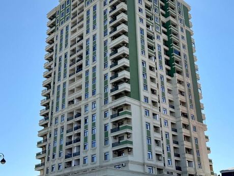 3-комн. новостройка - м. Ази Асланов - 104.2 м²