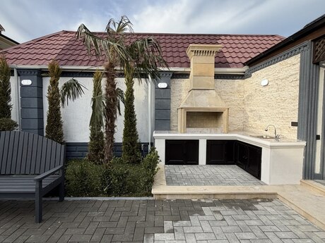 4 otaqlı həyət evi/bağ evi - Şüvəlan q. - 140 m²