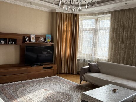 Объявление №5896634 - Баку, Наримановский  р., 3-комн., 120 м², 10/17 этаж