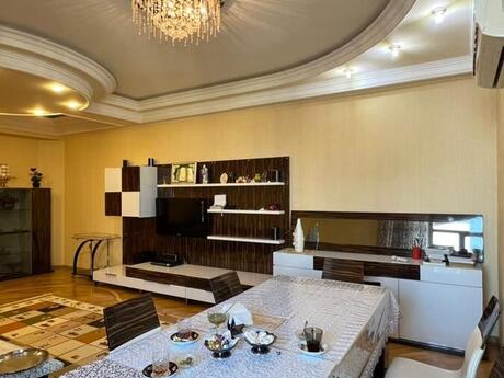 5 otaqlı yeni tikili - Elmlər Akademiyası m. - 190 m²