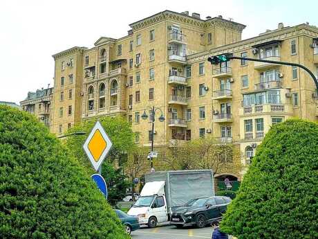 2 otaqlı köhnə tikili - Nizami m. - 55.5 m²