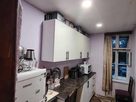 1 otaqlı köhnə tikili - Elmlər Akademiyası m. - 30 m²