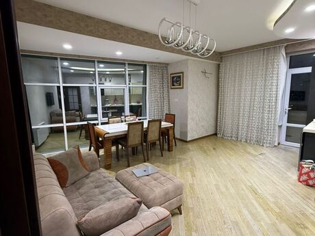 3 otaqlı yeni tikili - Şah İsmayıl Xətai m. - 101 m²