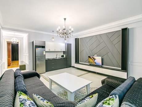 7 otaqlı yeni tikili - Sahil m. - 380 m²