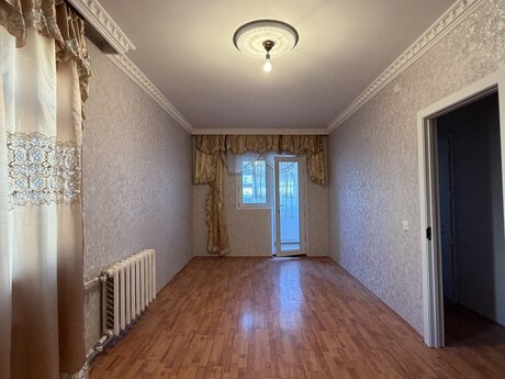Объявление №5897336 - Баку, пос. Карачухур, 2-комн., 40 м², 1/5 этаж
