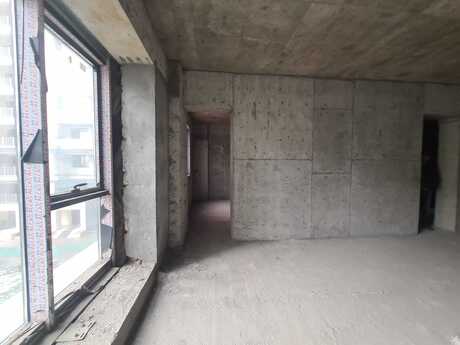 4 otaqlı yeni tikili - İnşaatçılar m. - 232 m²