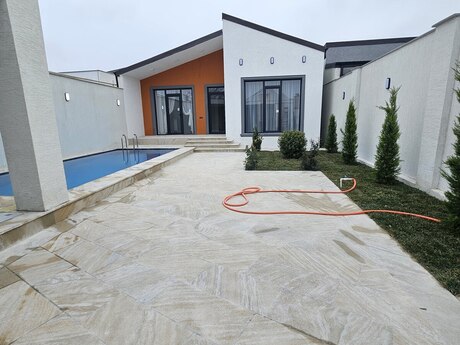 4 otaqlı həyət evi/bağ evi - Şüvəlan q. - 150 m²