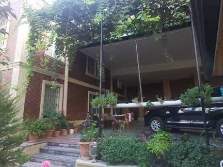 5 otaqlı həyət evi/bağ evi - Biləcəri q. - 200 m²