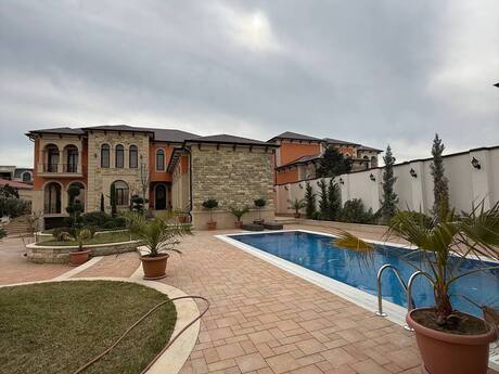 8 otaqlı həyət evi/bağ evi - Sabunçu r. - 800 m²