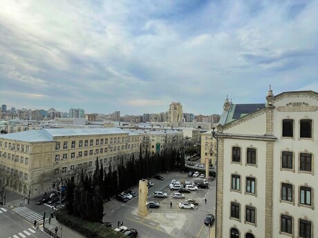 3 otaqlı köhnə tikili - 28 May m. - 100 m²