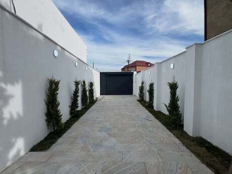 4 otaqlı həyət evi/bağ evi - Şüvəlan q. - 160 m²