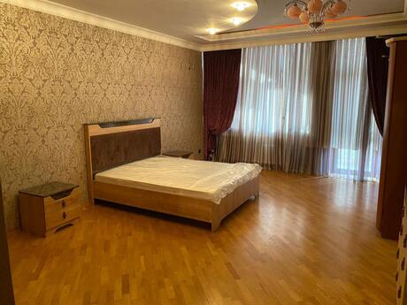 4 otaqlı yeni tikili - 28 May m. - 220 m²