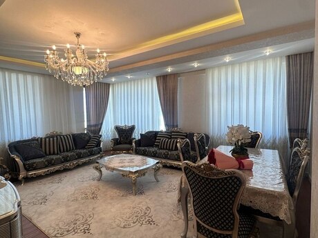 Elan №5898619 - Bakı, Nəsimi r., 4 otaqlı, 175 m², 18/20 mərtəbə