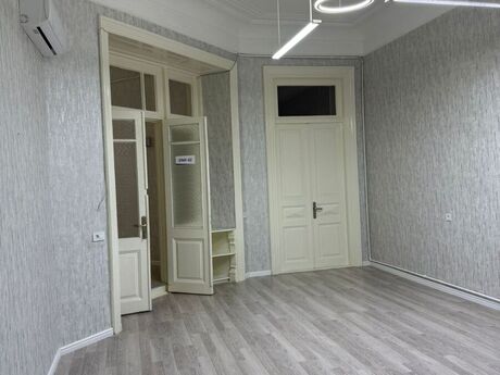 5 otaqlı köhnə tikili - Nizami m. - 150 m²