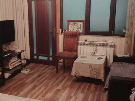 4 otaqlı köhnə tikili - Elmlər Akademiyası m. - 100 m²