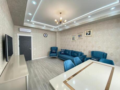 2-room apartment for rent, 92 m², Ağ şəhər: 1 600 ₼/mo 2