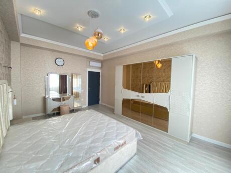2-room apartment for rent, 92 m², Ağ şəhər: 1 600 ₼/mo 5