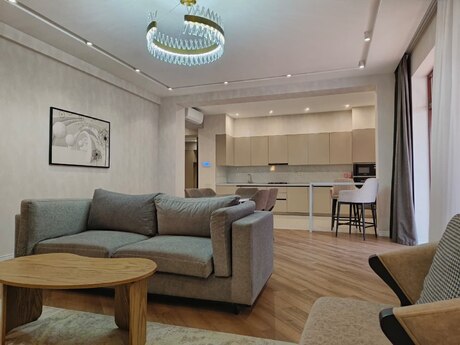 3 otaqlı yeni tikili - Nizami m. - 176 m²