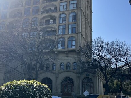 3 otaqlı köhnə tikili - İçəri Şəhər m. - 120 m²