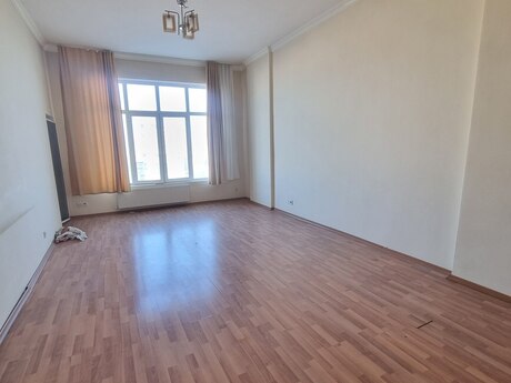 3 otaqlı mənzil, 122 m², Elmlər Akademiyası: 345 000 ₼ 3