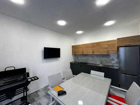 4 otaqlı həyət evi, 270 m², Şüvəlan: 290 000 ₼ 5