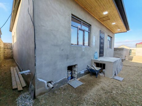 4 otaqlı həyət evi/bağ evi - Savalan q. - 120 m²