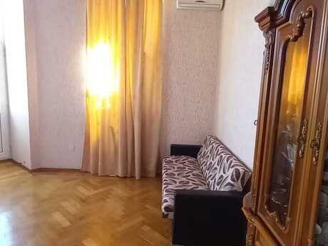 6 otaqlı köhnə tikili - İçəri Şəhər m. - 200 m²